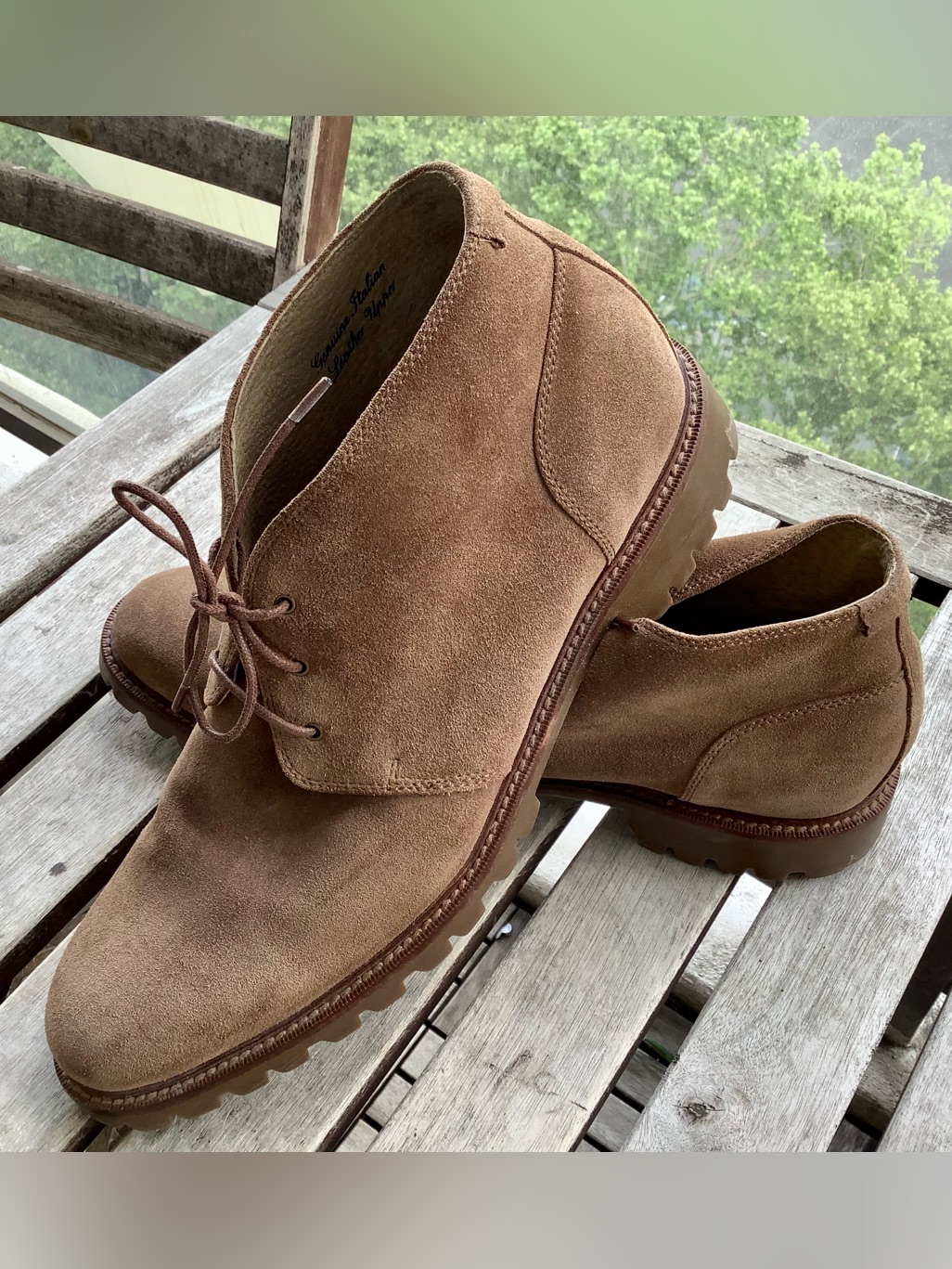 Banana Republic Chukka Brown Suede Boots Men’s Sz 11.5 - Nwot